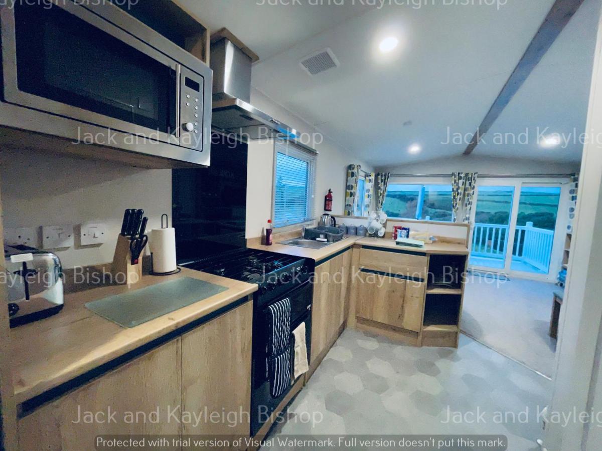 3-Bedroom Holiday Home With Valley Views Ньюкі Екстер'єр фото